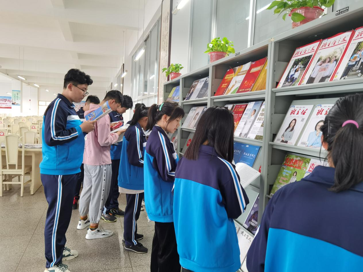 新生入馆3.png 新生入馆3.png