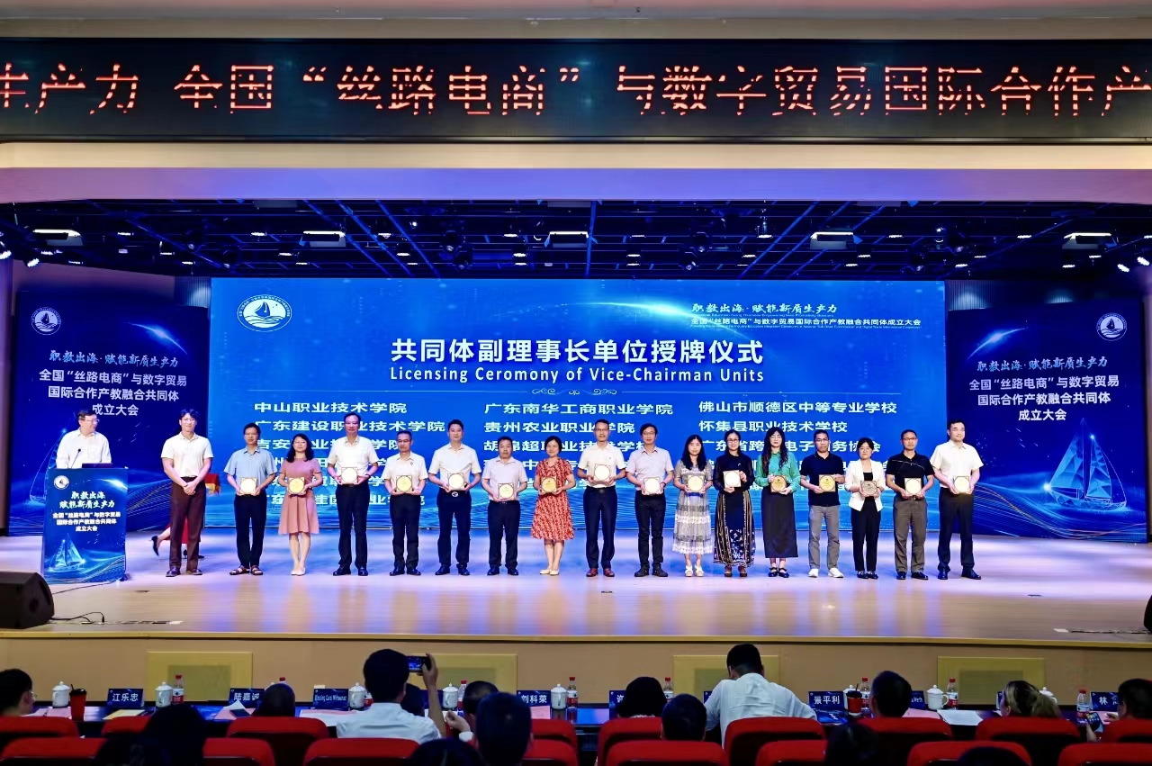 5b6a1c2f0bb25cae7cd17ae1996af38.jpg 5b6a1c2f0bb25cae7cd17ae1996af38.jpg