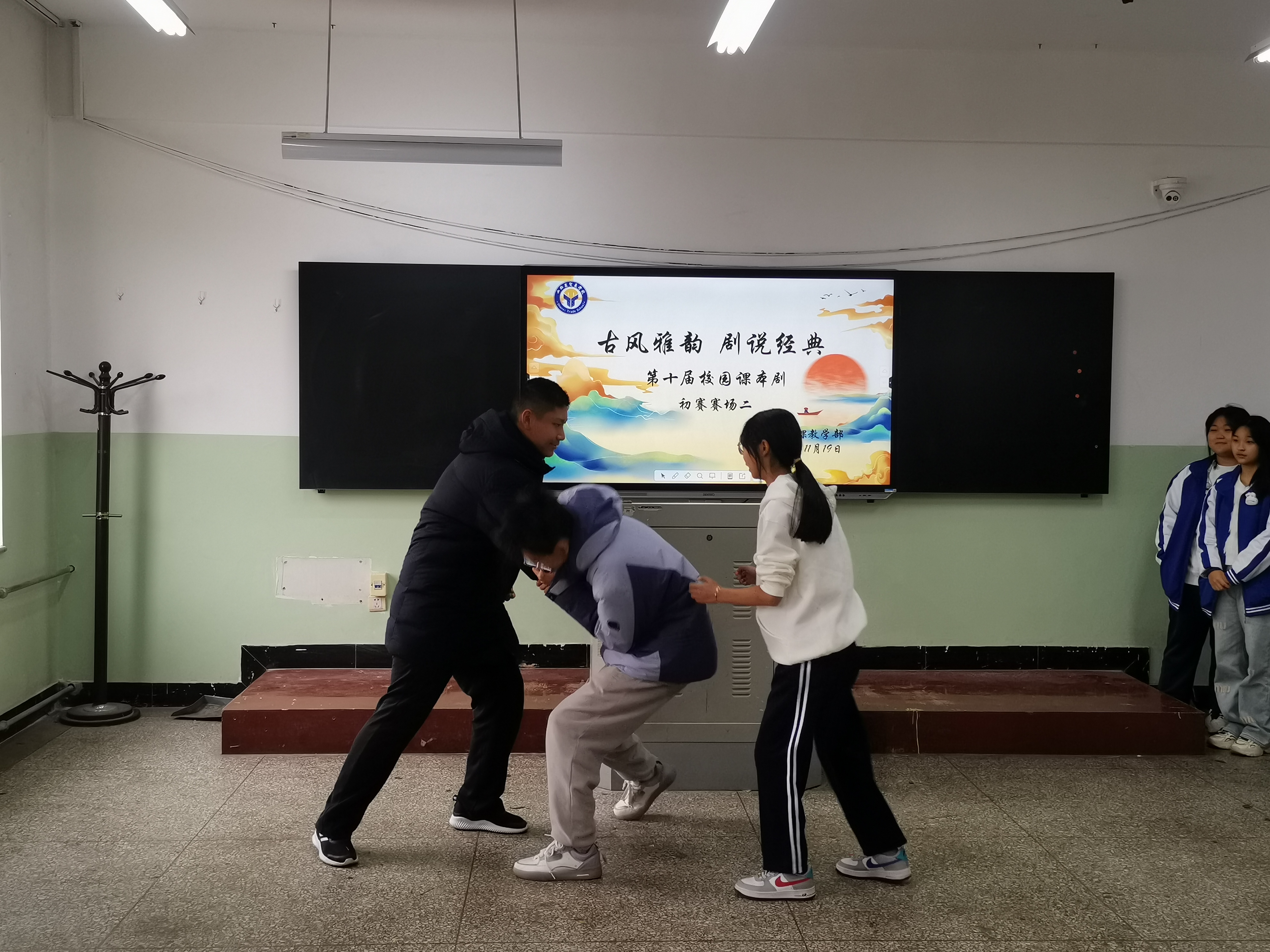 f38a10f8456d714864bf2c6c0b6388c.jpg f38a10f8456d714864bf2c6c0b6388c.jpg